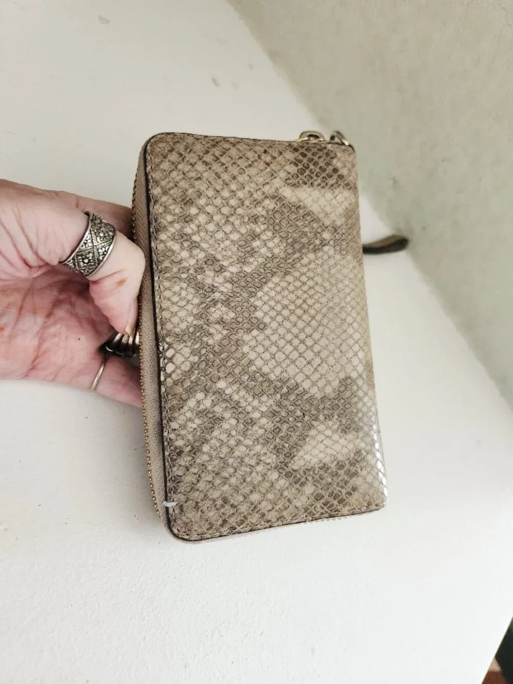 Euc Michael Kors Snakeskin Zipper Wallet